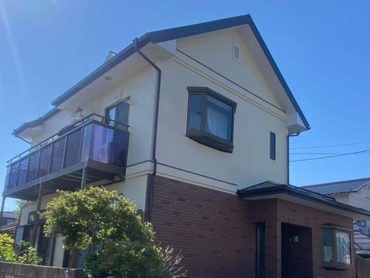 福岡市早良区　T様邸　庇塗装工事