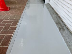 福岡市西区　ユーペイントショールーム　塗床塗装工事