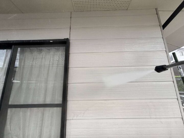 【外壁】高圧洗浄